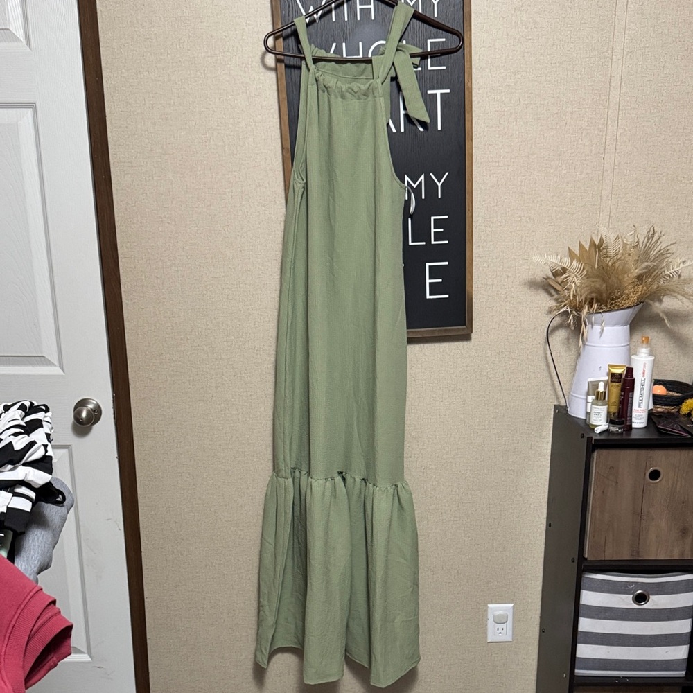 SHEIN Green Maxi Dress